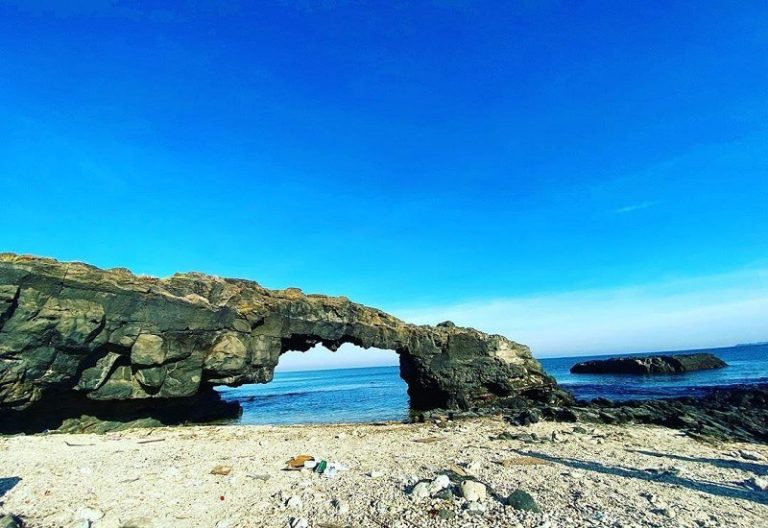 Cổng Tò Vò Lý Sơn đẹp cho tour đảo 2 ngày 1 đêm.