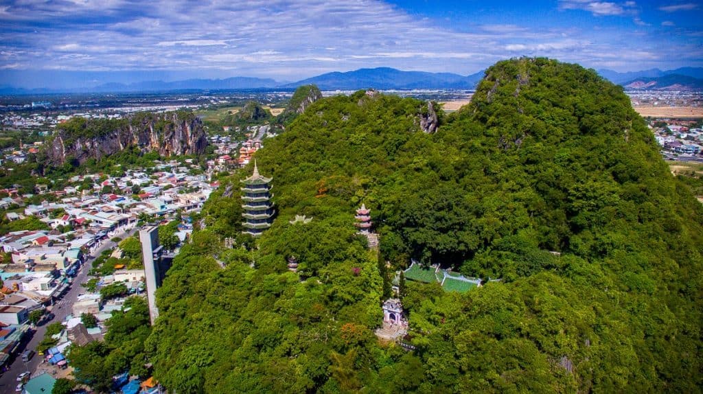 Ngũ Hành Sơn Đà Nẵng trong Tour Hội An 1 Ngày Từ Đà Nẵng Giá Rẻ