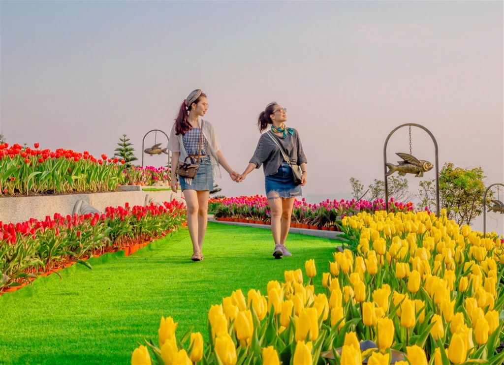 Đà Nẵng, Bà Nà Hills, Huế trong Tour Bà Nà Hill 1 Ngày Giá Rẻ Xuất Phát Từ Huế 2026