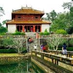 lang-minh-mang-2