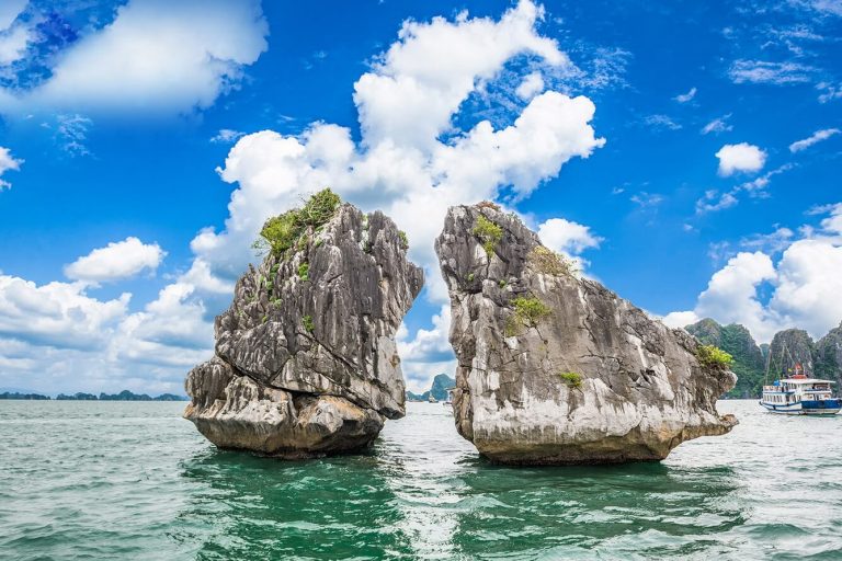 Tour Du lịch Hà Nội – Yên Tử – Hạ Long (ngủ du thuyền) – Hà Nội