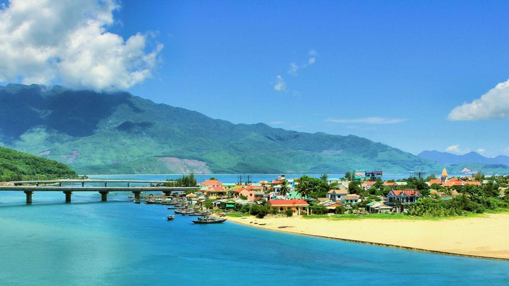 Đà Nẵng, Bà Nà Hills, Cù Lao Chàm trong Tour du lịch Lễ 30/04 – 01/05: Huế – NHS – Hội An – Bà Nà Hill – Cù Lao Chàm