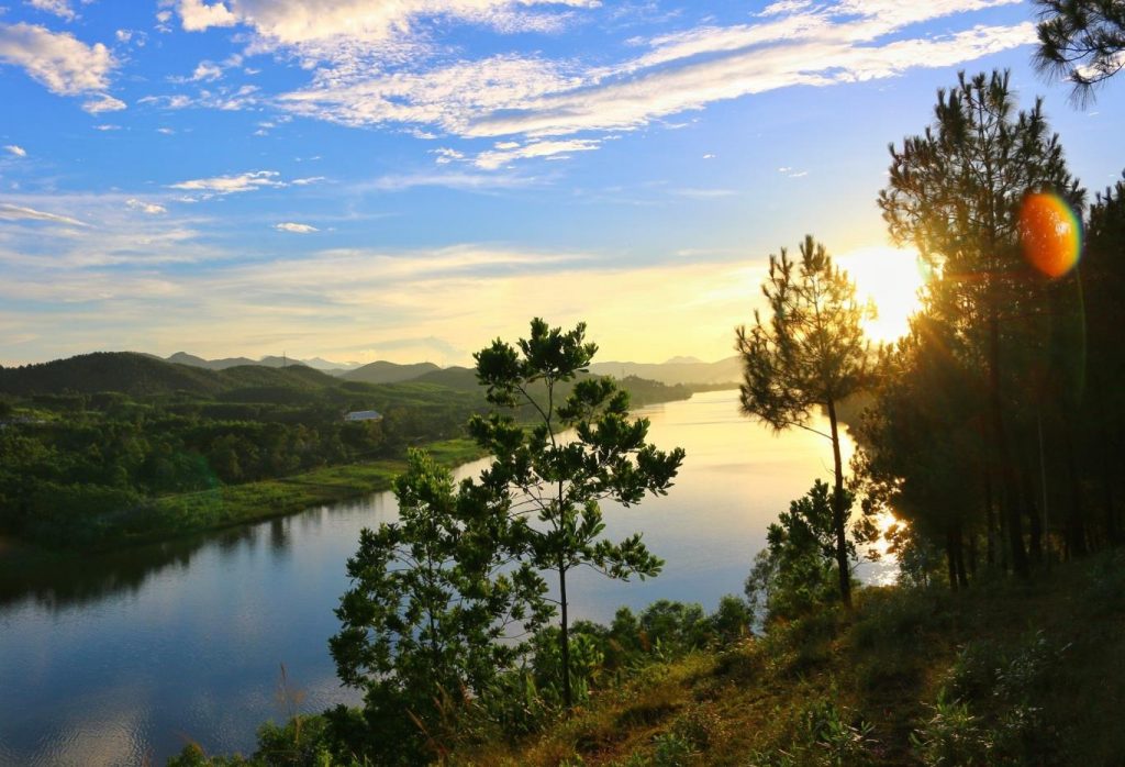 Huế trong Tour Đầm Chuồn Phá Tam Giang Nửa Ngày từ Huế