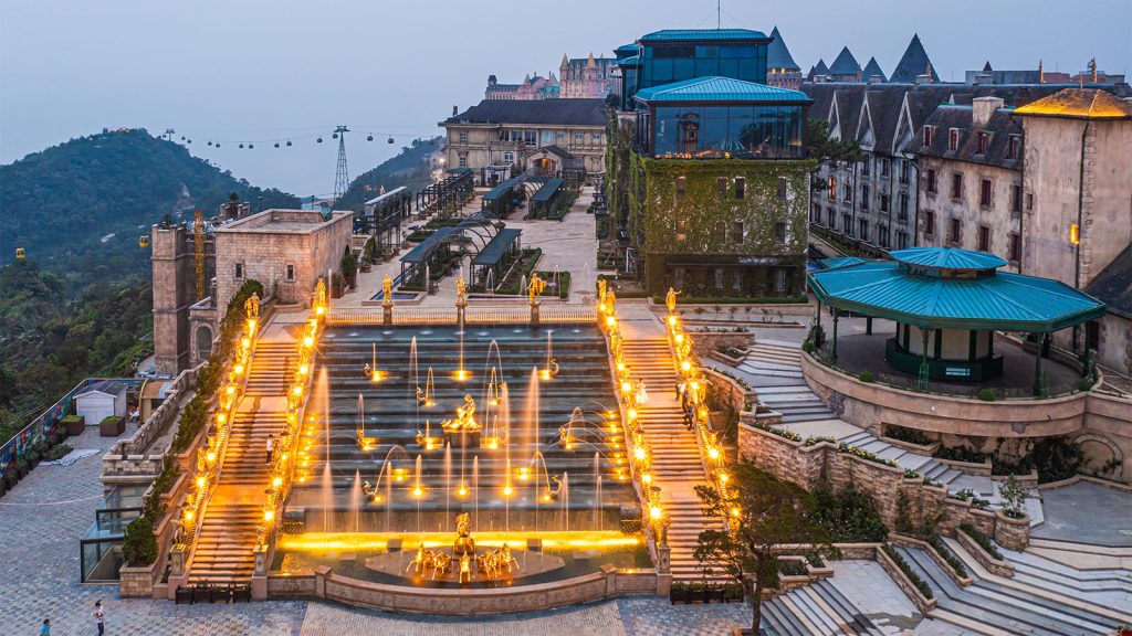 Sun World Bà Nà Hills trong Tour Bà Nà Hills đón Hội An 1 ngày trả Đà Nẵng
