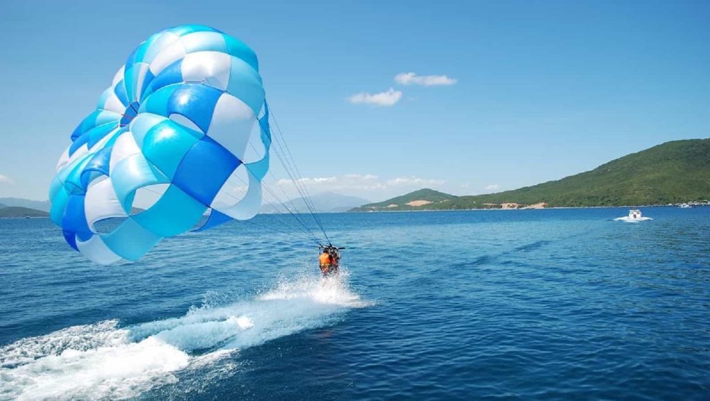 Huế, Nha Trang, Vịnh San Hô Nha Trang trong Du lịch Huế – Nha Trang Thiên Đường Biển Đảo Vinwonder 5N4Đ