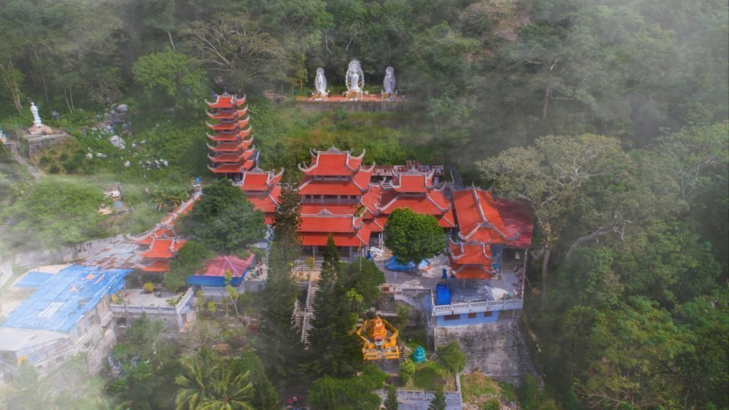 Bà Nà Hills, TP. Hồ Chí Minh trong Tour du lịch Phan Thiết – Mũi Né 2 Ngày 1 Đêm