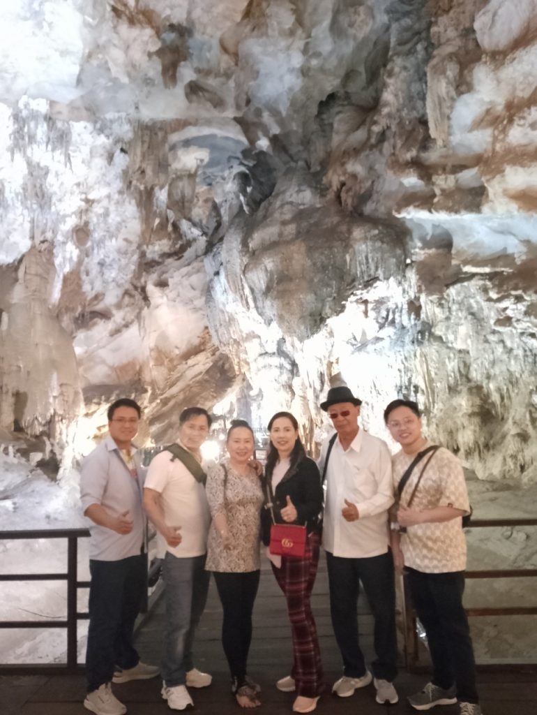 Đà Nẵng, Bà Nà Hills, Huế trong Du lịch Tham quan Huế – Khám phá Động Thiên Đường – Phá Tam Giang – Tham quan Bà Nà Hill 4 Ngày 3 Đêm