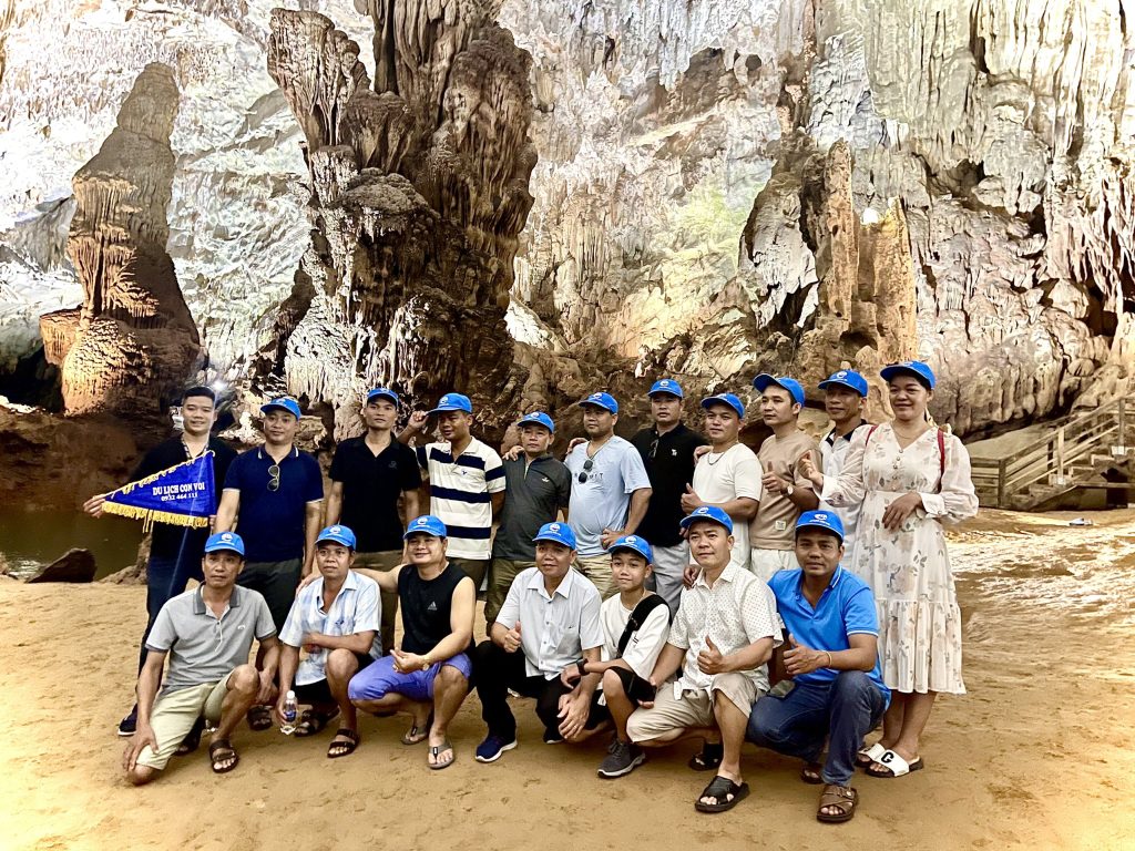Động Phong Nha, Động Thiên Đường trong Tour Động Thiên Đường – Động Phong Nha 1 Ngày từ Đồng Hới