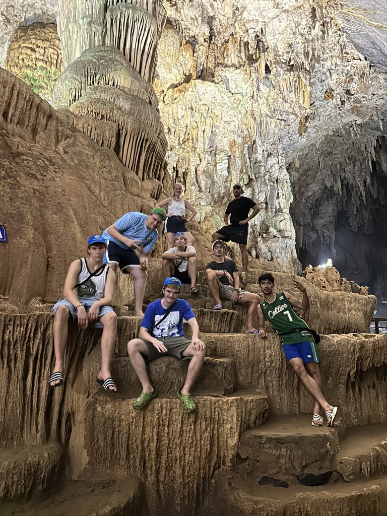 Đà Nẵng, Bà Nà Hills, Hội An trong Tour du lịch Miền Trung 4 Ngày 3 Đêm