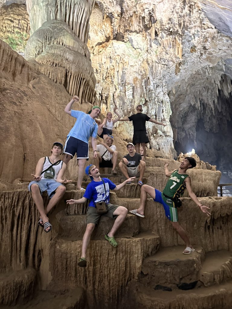 Hội An, Huế, Phá Tam Giang trong Tour Khám phá Động Phong Nha – Thiên Đường – Địa Đạo Vĩnh Mốc – Phá Tam Giang – Tham quan Huế 3N2Đ