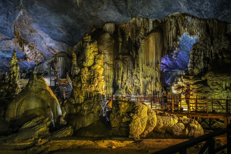 Tour Huế Lăng Cô 3 Ngày 2 Đêm đi Lập An - Thiên Đường