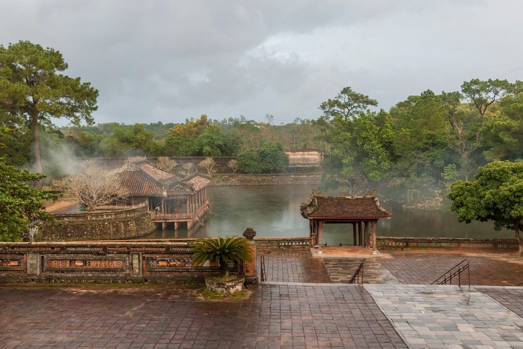 Đà Nẵng, Huế, Cầu Ngói Thanh Toàn trong Tour Huế Lăng Cô 3 Ngày 2 Đêm đi Lập An – Thiên Đường
