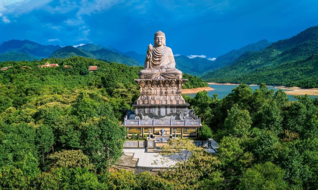 Huế, Lăng Cô, Đầm Lập An trong Tour du lịch Huế – Thiền viện Trúc Lâm – Lăng Cô 1 Ngày