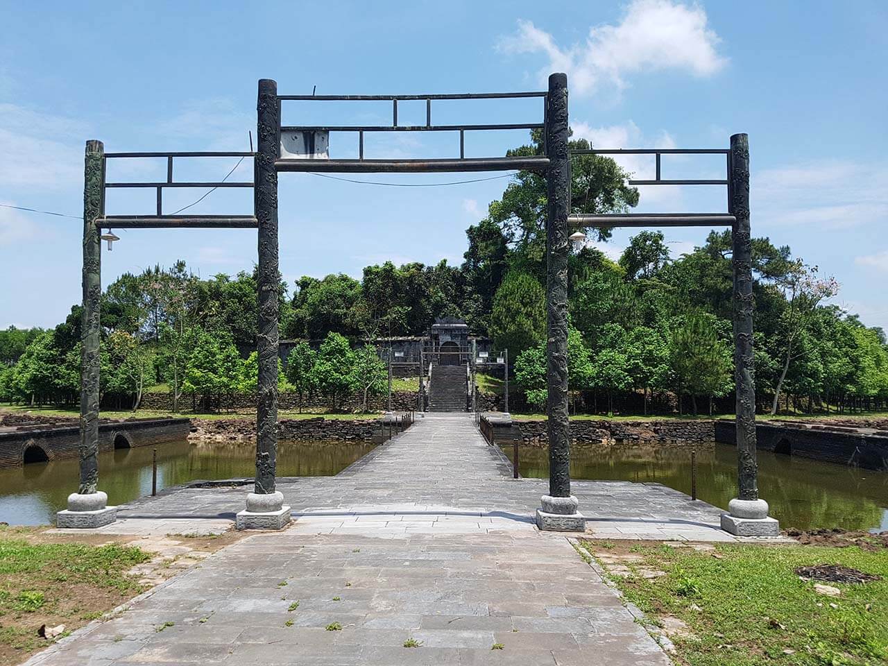 Lăng Vua Thiệu Trị – Di Tích Huế được UNESCO công nhận | Du Lịch Con Voi | lang thieu tri