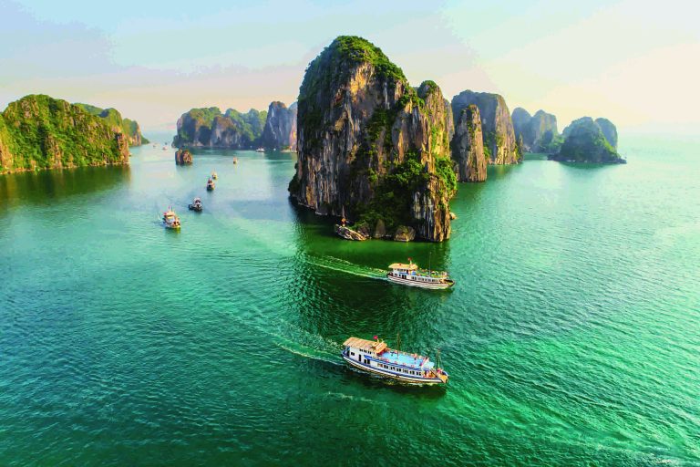 Tour Sapa Tết 2025: Hà Nội – Hạ Long Từ Huế 5N4Đ