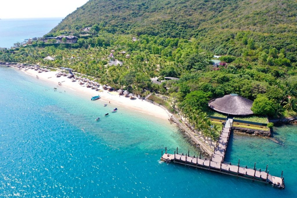 Hòn Tằm Nha Trang trong Tour Nha Trang Tết 2025: Khám Phá Vinwonder Nha Trang 4N3Đ