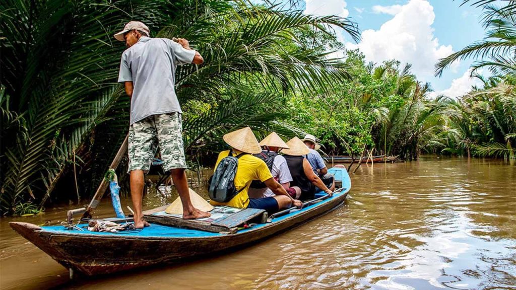 Cần Thơ, Chợ nổi Cái Răng, TP. Hồ Chí Minh trong Tour Miền Tây 2 Ngày 1 Đêm Mỹ Tho – Bến Tre