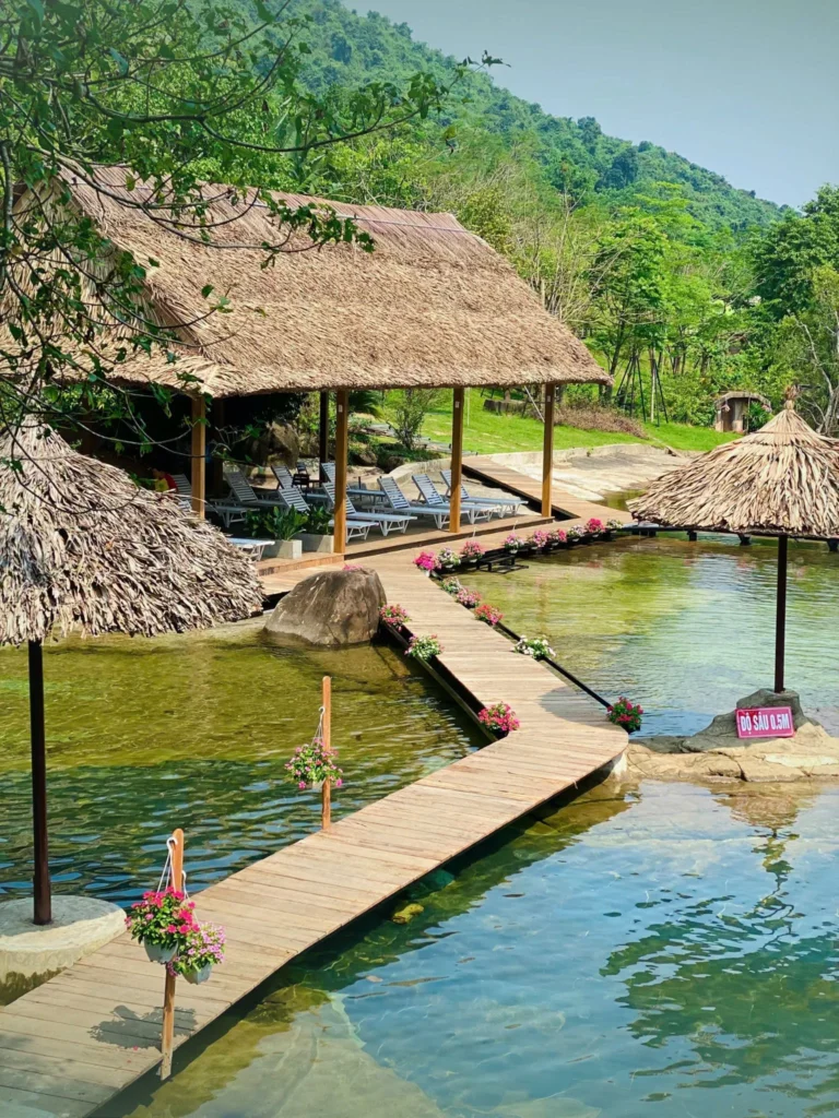 Phá Tam Giang Huế trong Tour khám phá cố đô Huế – Đầm chuồn – Tam Giang 3 ngày 2 đêm